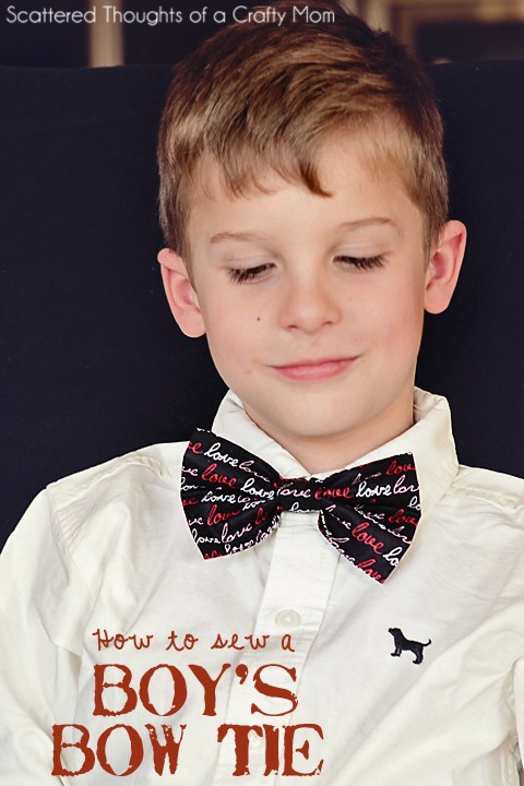 This is the first tie or in fact, first bow tie we have featured on Sew Modern Kids and the tutorial is FREE. The designer has made two different sizes of bow tie which can be made with either a sewing machine or because the project is so simple can be sewn by hand. Sewing by hand will take about 40 minutes while using a sewing machine will cut the time down to 10 or 15 minutes.