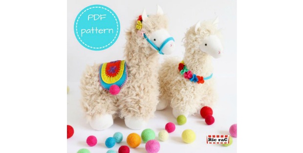 Llama Plush Stuffed Animal sewing pattern
