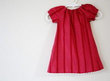 Infant Peasant Dress FREE pattern, tutorial + video (size 0-3 months)