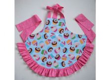 Girl's Ruffled Apron FREE sewing pattern