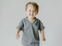 Baggy V-Neck Tee FREE sewing pattern (Newborn-9/10)