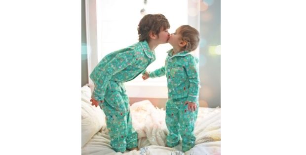 Sewing pattern for the Holiday Night Pajamas (12mths-12yrs)