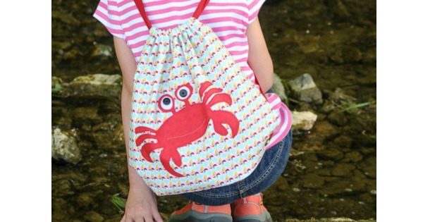 Simple Drawstring Backpack FREE sewing tutorial and pattern